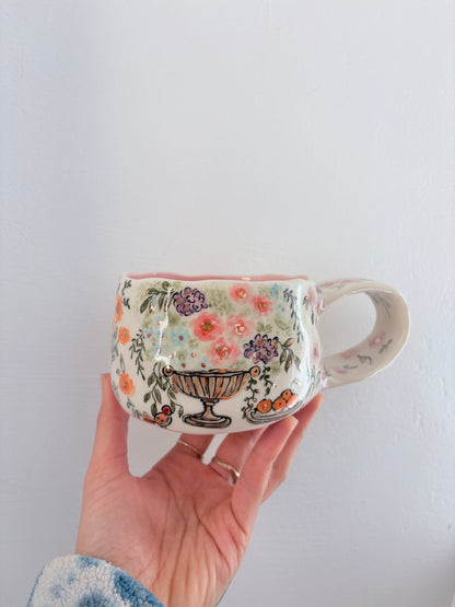 Sunday Morning 💐✨Gold Lustre Item ✨