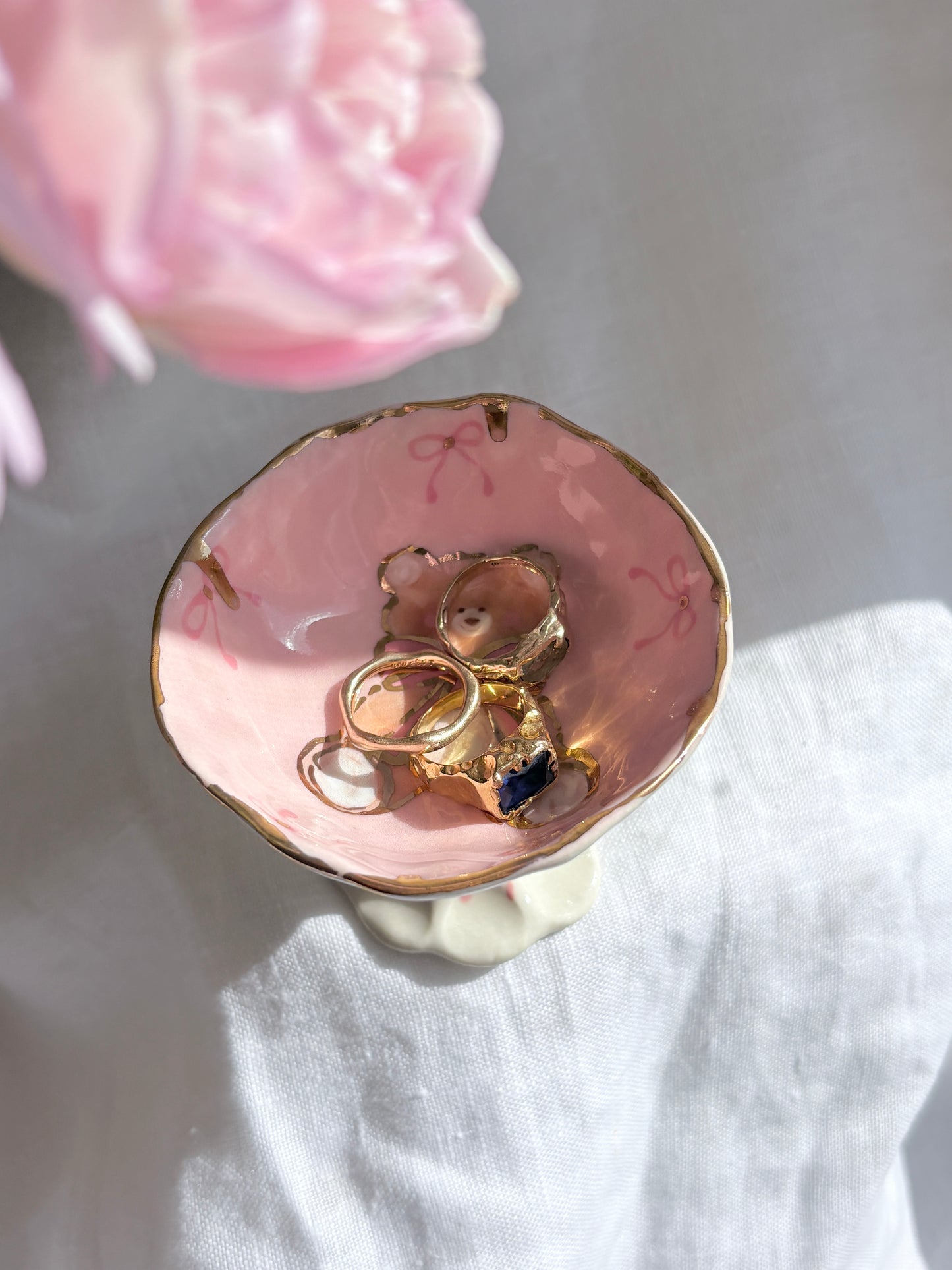 Honey Bear 🧸 🎀 Ring Dish✨14k Gold Lustre Item ✨