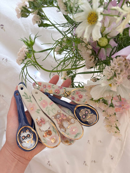Ceramic mini spoon 🦆 🎀 ✨14k Gold Lustre Item ✨