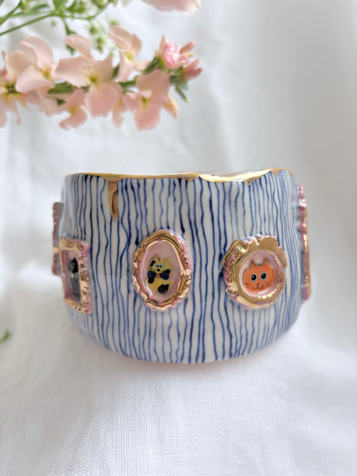 Candy Stripes Pet Gallery  🖼️ 💙 ✨14k Gold Lustre Item ✨