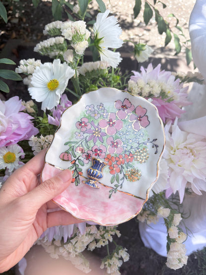 Sunday Morning Trinket 💐✨14k Gold Lustre Item ✨