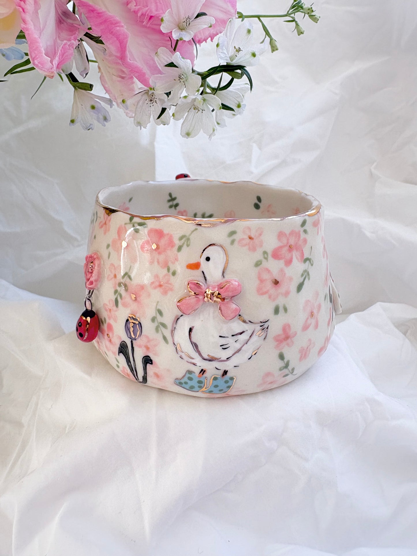 Sunday Morning 🪿🌷🕰️🐞💐✨Gold Lustre Item ✨