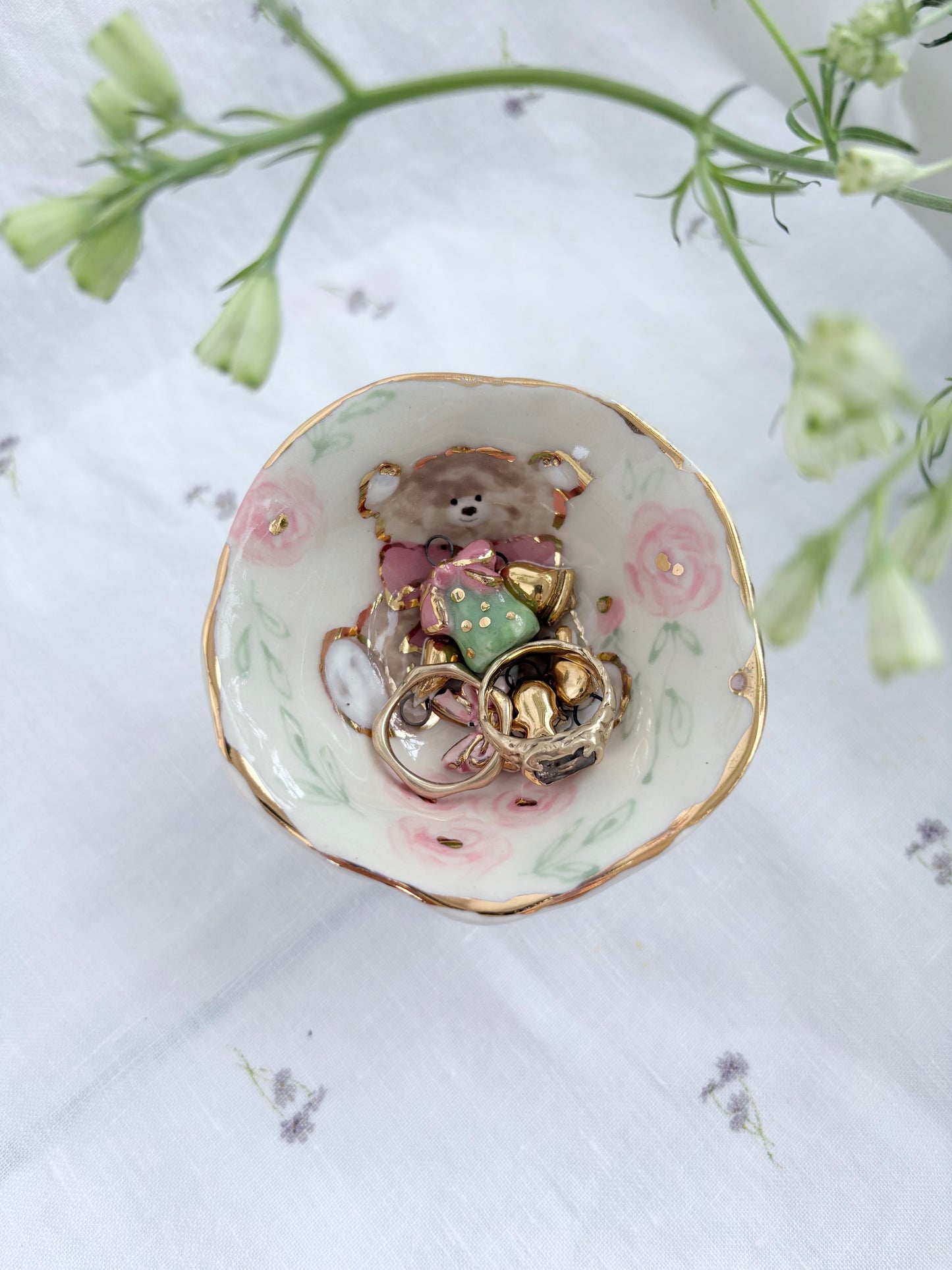 Honey Bear 🧸ring trinket ✨Gold Lustre Item ✨