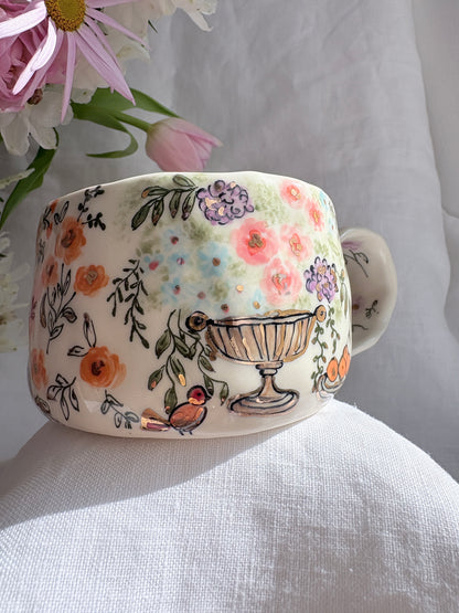 Sunday Morning 💐✨Gold Lustre Item ✨