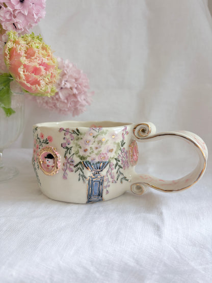 Sunday Morning 💐✨Gold Lustre Item ✨