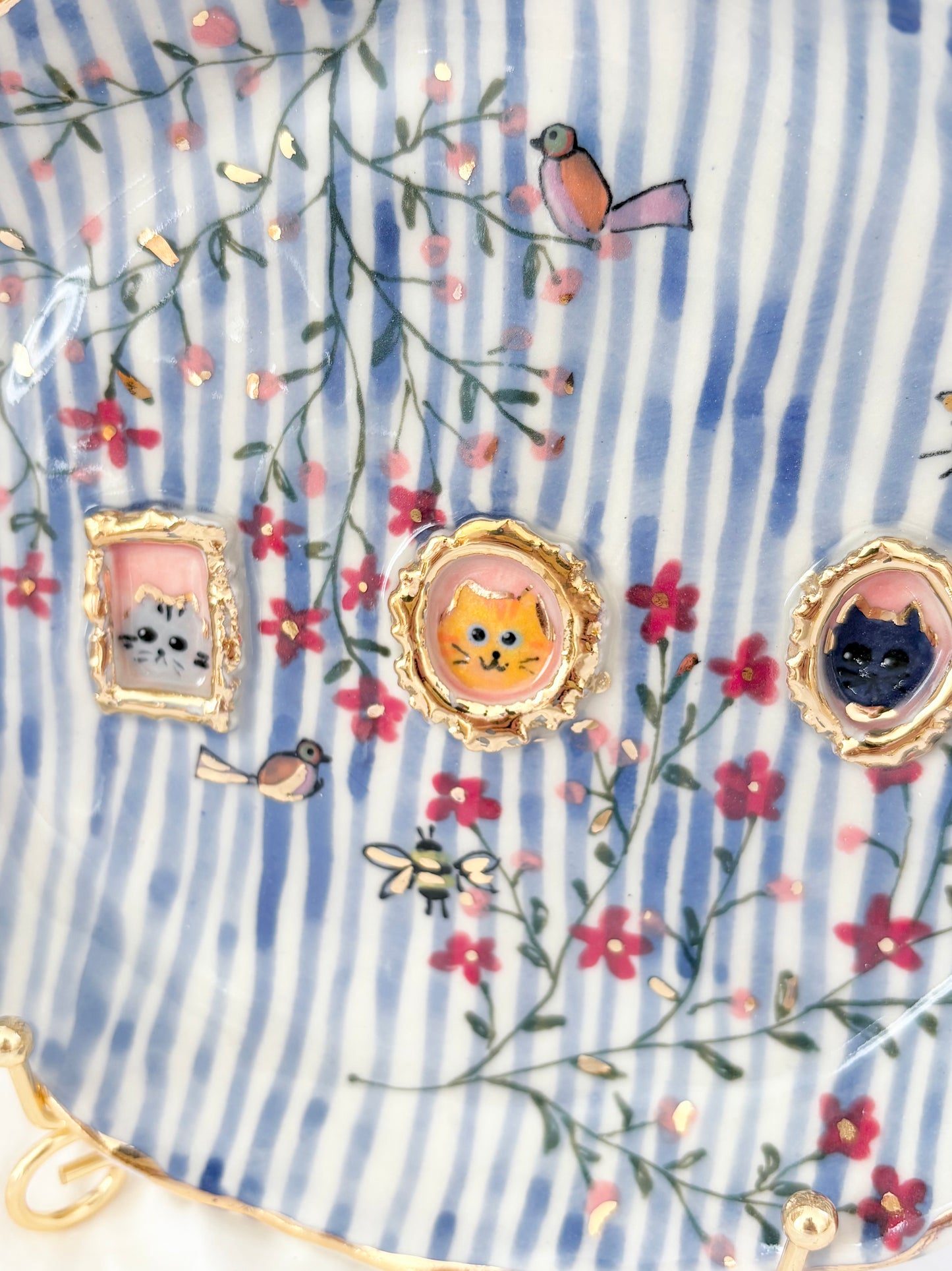 Candy Stripe Trinket Plate 💙✨Gold Lustre Item ✨