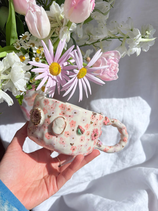 Fairy Garden 🧚‍♀️ 💐✨14k Gold Lustre Item ✨