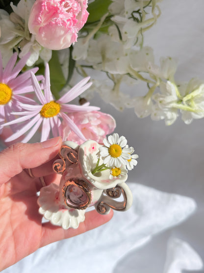 Swan Lake mini vase 🦢✨14k Gold Lustre Item ✨