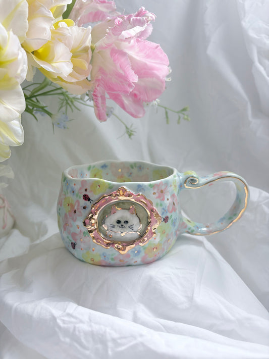 Miss Pearl 🐱 ✨14k Gold Lustre Item ✨