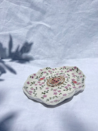 Pet Gallery  💜🖼️  ✨14k Gold Lustre Item ✨