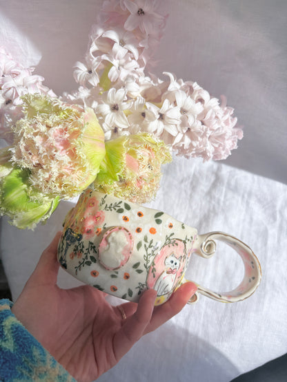 Sunday Morning 💐✨Gold Lustre Item ✨