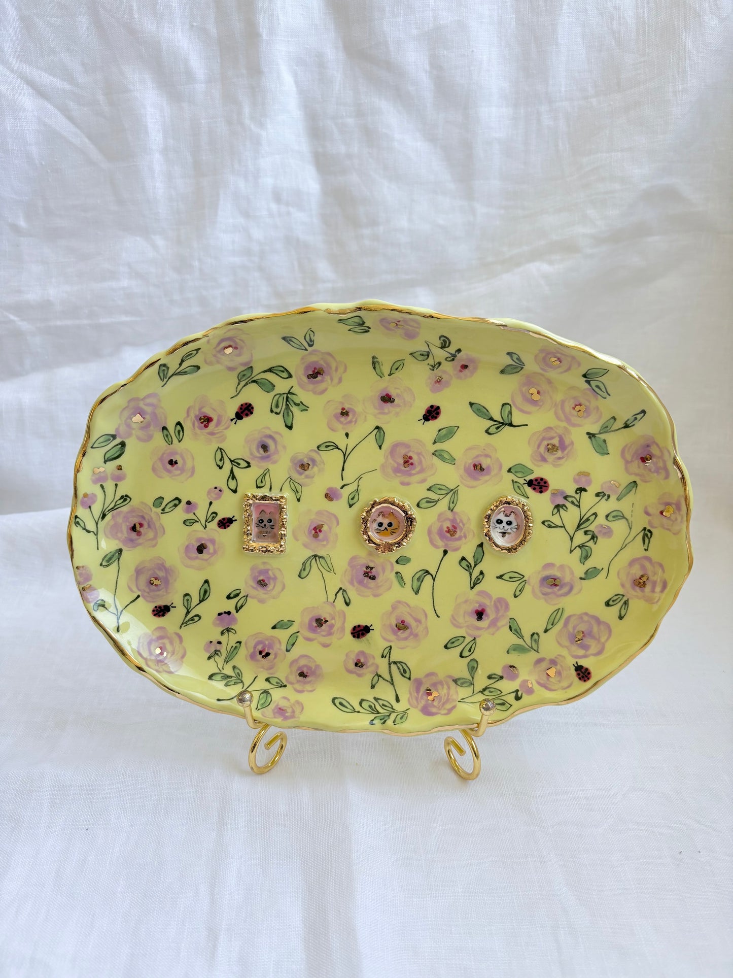 Heart full of Roses Gallery Plate 💐 💛 🐱 ✨Gold Lustre Item ✨