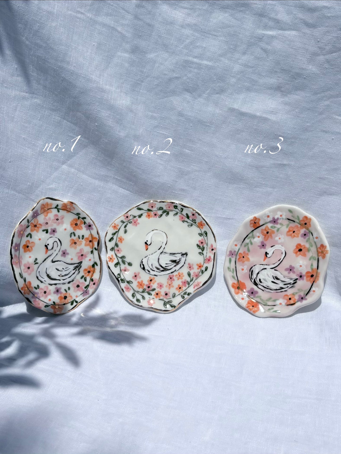 Swan Lake Trinket 🦢💐✨14k Gold Lustre Item ✨