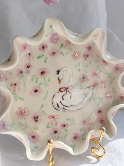 Swan Lake Wavy Plate 🦢💜✨14k Gold Lustre Item ✨