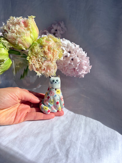 Bluebell 🐱 ✨14k Gold Lustre Mini Figurine