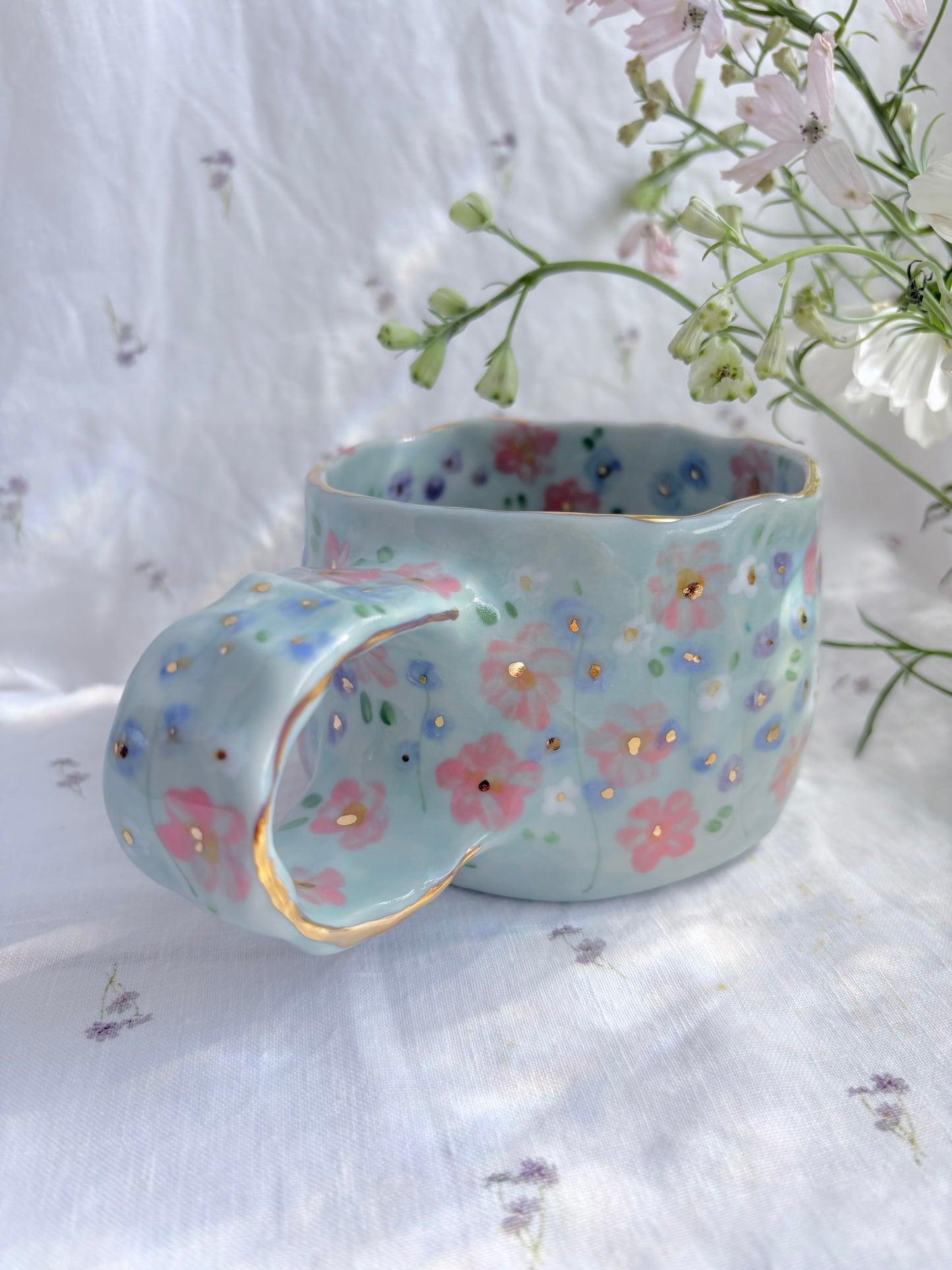 Yuki San 🐱 ✨Gold Lustre Item ✨