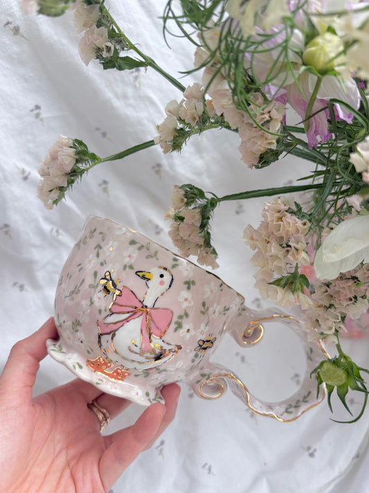 Fairy Goose 🦆 🎀 ✨14k Gold Lustre Item ✨