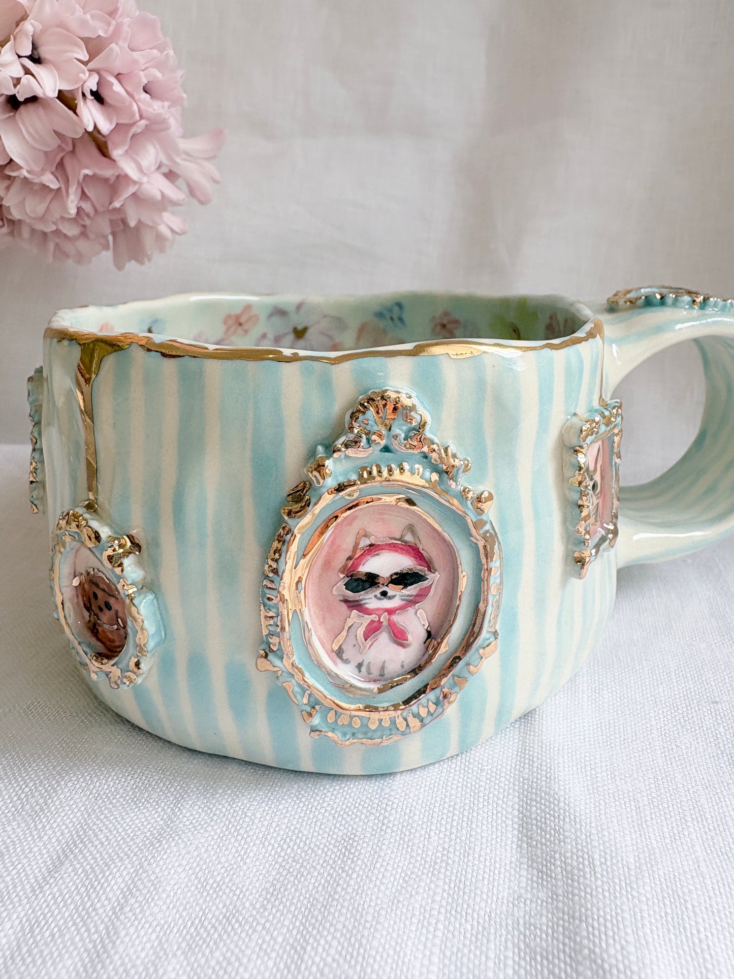 Candy Stripes Pet Gallery  🖼️ 🩵 ✨14k Gold Lustre Item ✨