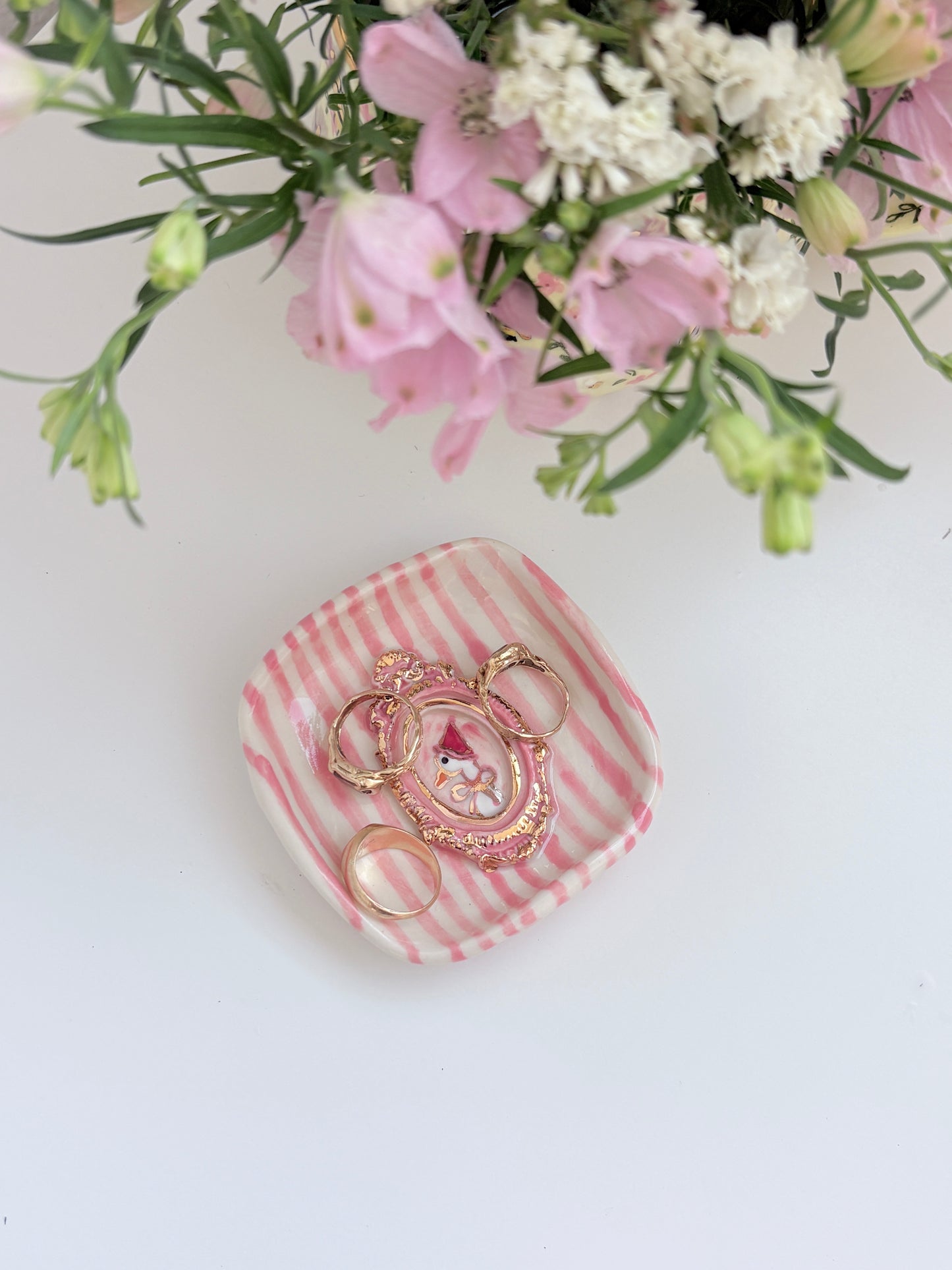 ✨14k Gold Lustre Item ✨ Trinket