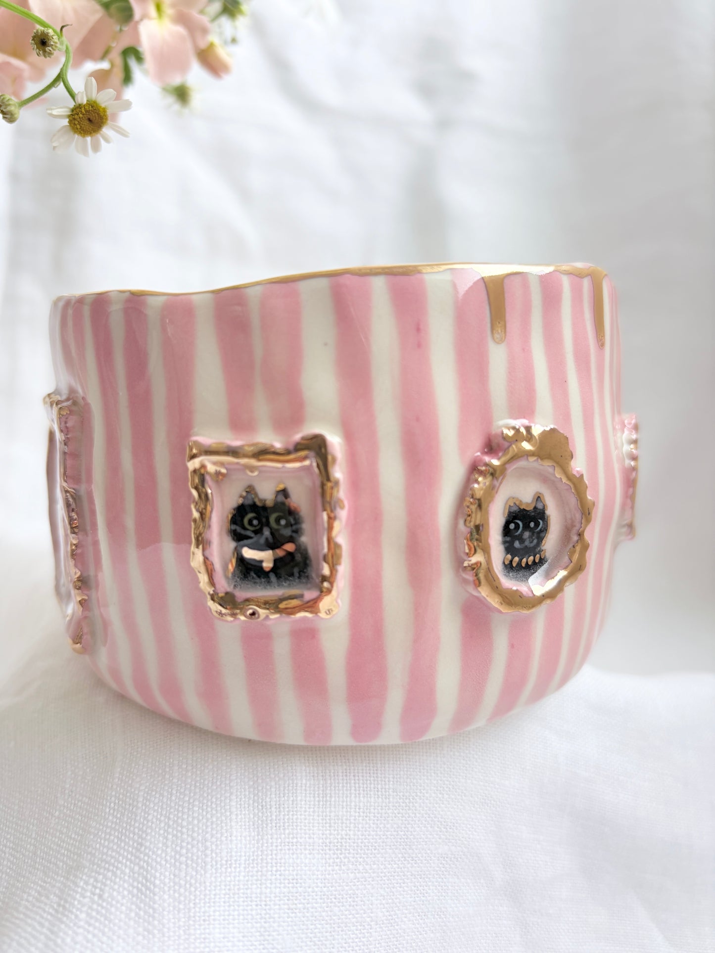 Candy Stripes Pet Gallery  🖼️ 💗 ✨14k Gold Lustre Item ✨