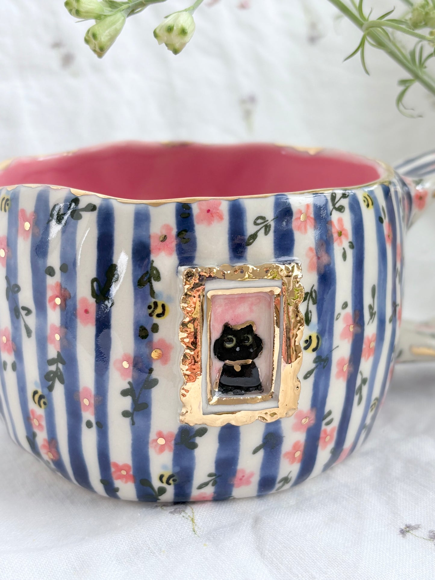 Candy Tripes 💙 ✨Gold Lustre Item ✨