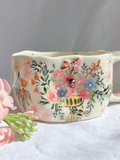 Sunday Morning 💐✨Gold Lustre Item ✨