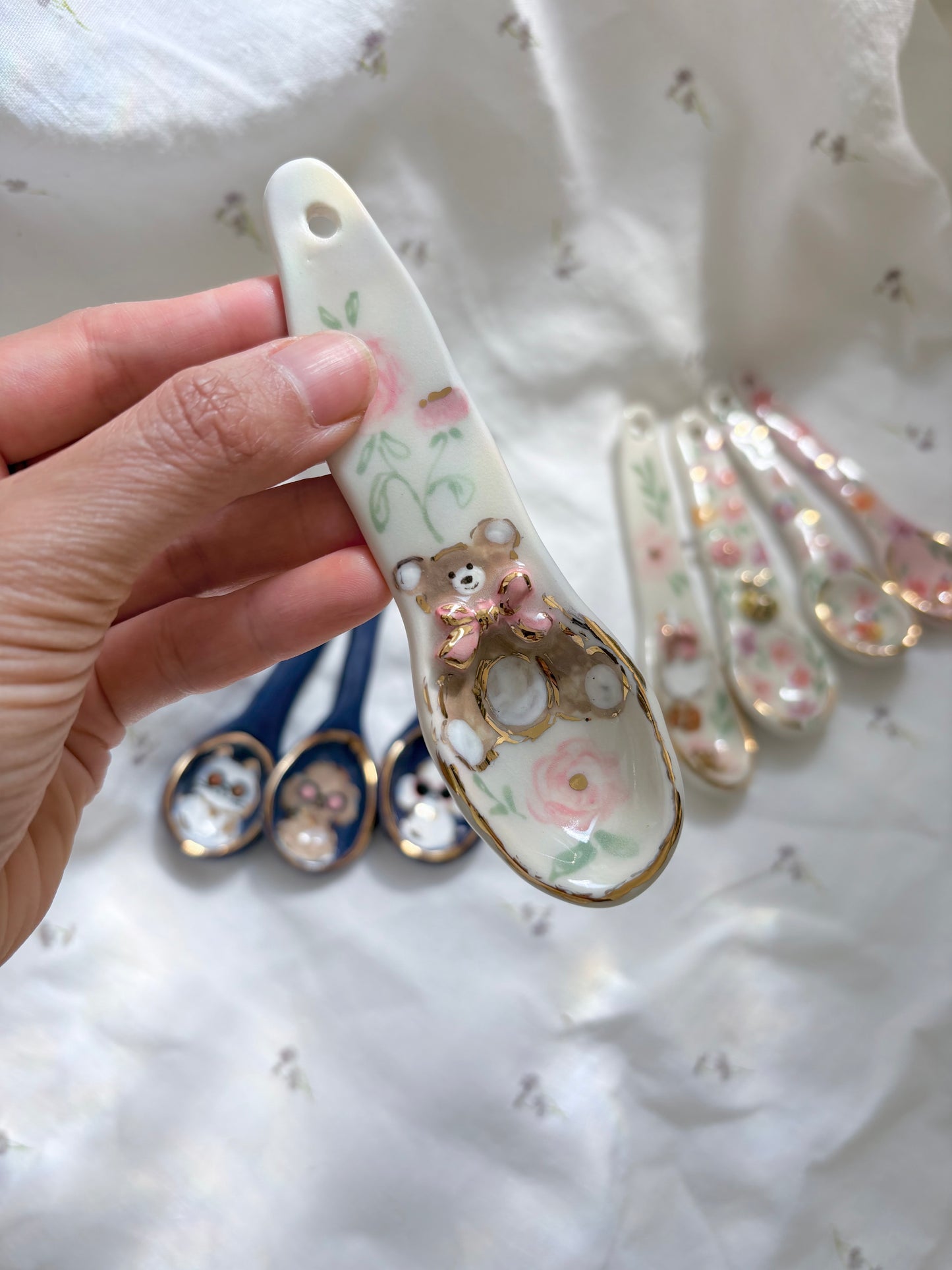 Ceramic mini spoon 🦆 🎀 ✨14k Gold Lustre Item ✨