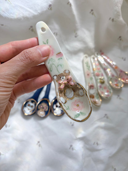 Ceramic mini spoon 🦆 🎀 ✨14k Gold Lustre Item ✨