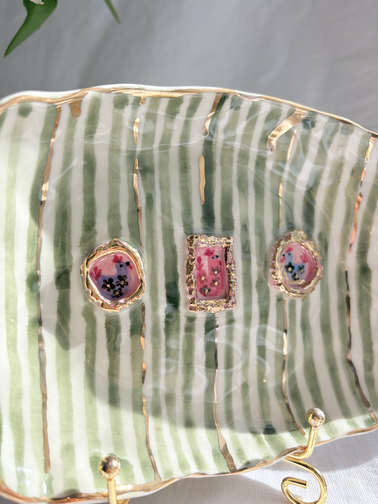 Candy Stripes Pet Gallery  🖼️  💚✨14k Gold Lustre Item ✨
