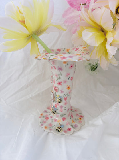 Single flower vase 💐 14k Gold Lustre Item ✨