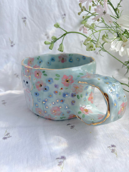 Yuki San 🐱 ✨Gold Lustre Item ✨