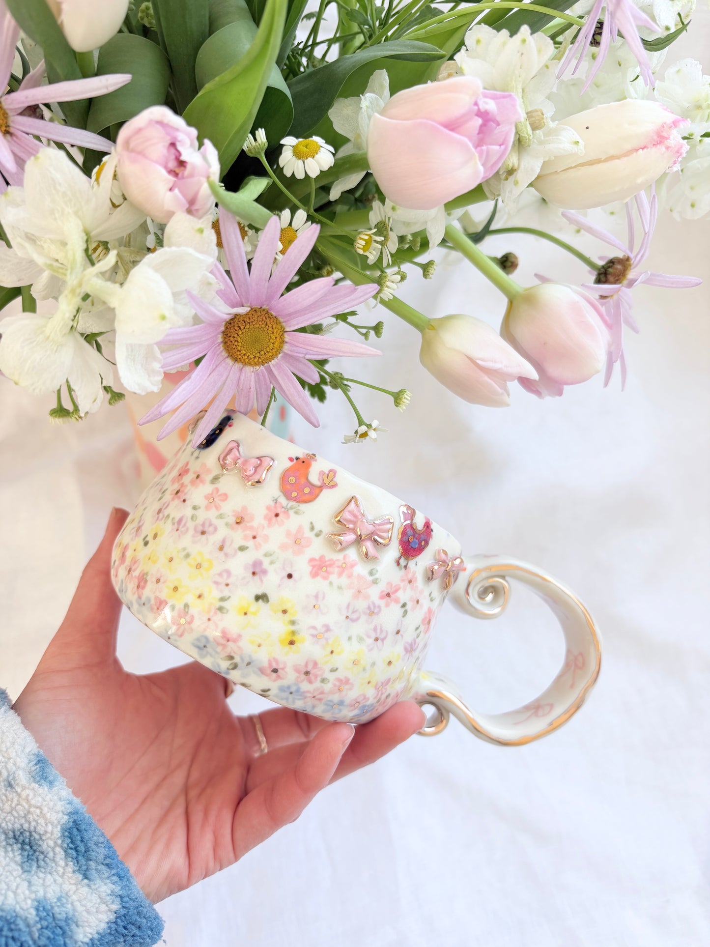 Spring has sprung🌸🌼🌺✨14k Gold Lustre Item ✨