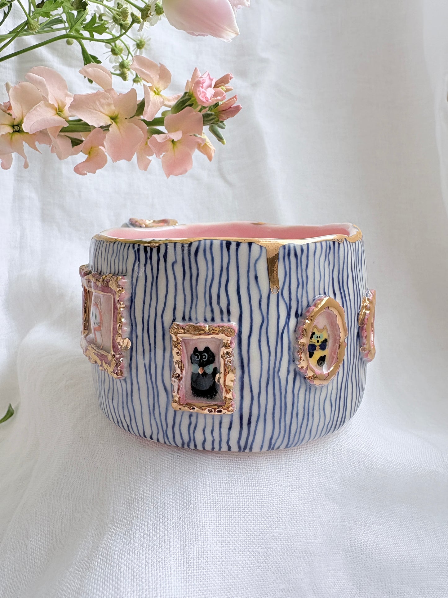 Candy Stripes Pet Gallery  🖼️ 💙 ✨14k Gold Lustre Item ✨