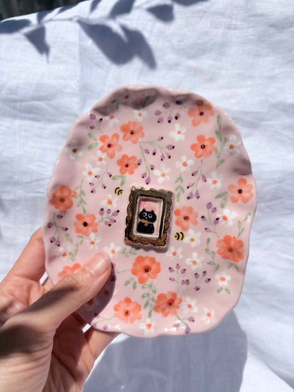 Pet Gallery Trinket  🖼️ 🌼🌺 ✨14k Gold Lustre Item ✨